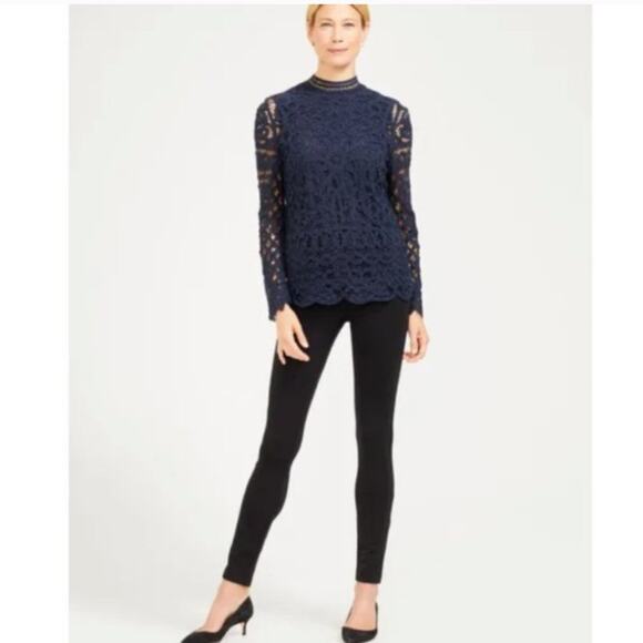 J McLAUGHLIN Navy BlUe Yvoire Lace Women's Top Size Medium - Picture 3 of 12